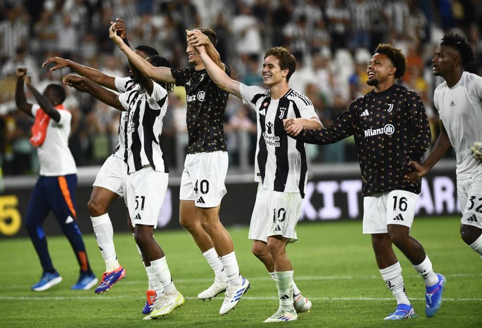 Juventus Home Kit 2024/25